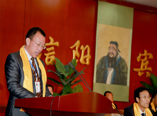 仁愛鑄造新輝煌 ——記河南永和建設(shè)集團有限公司黨支部書記、董事長孔德穩(wěn) 